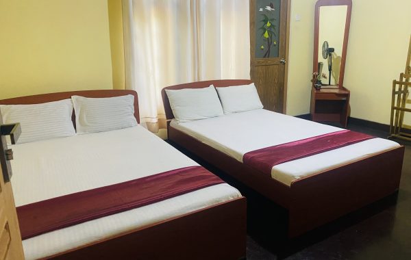 Deluxe Family Room